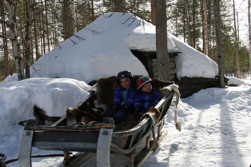 Holiday Center Luppo Hotel Pyhätunturi Екстериор снимка